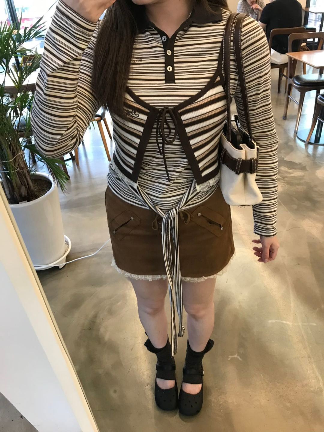 今秋冬最火的学院风,为什么有人穿成校服?败在「一套穿齐」