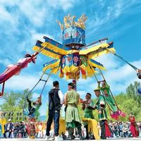 与张帅续约14年，董事长亲自跑越野：天佑德搞体育不玩贴片
