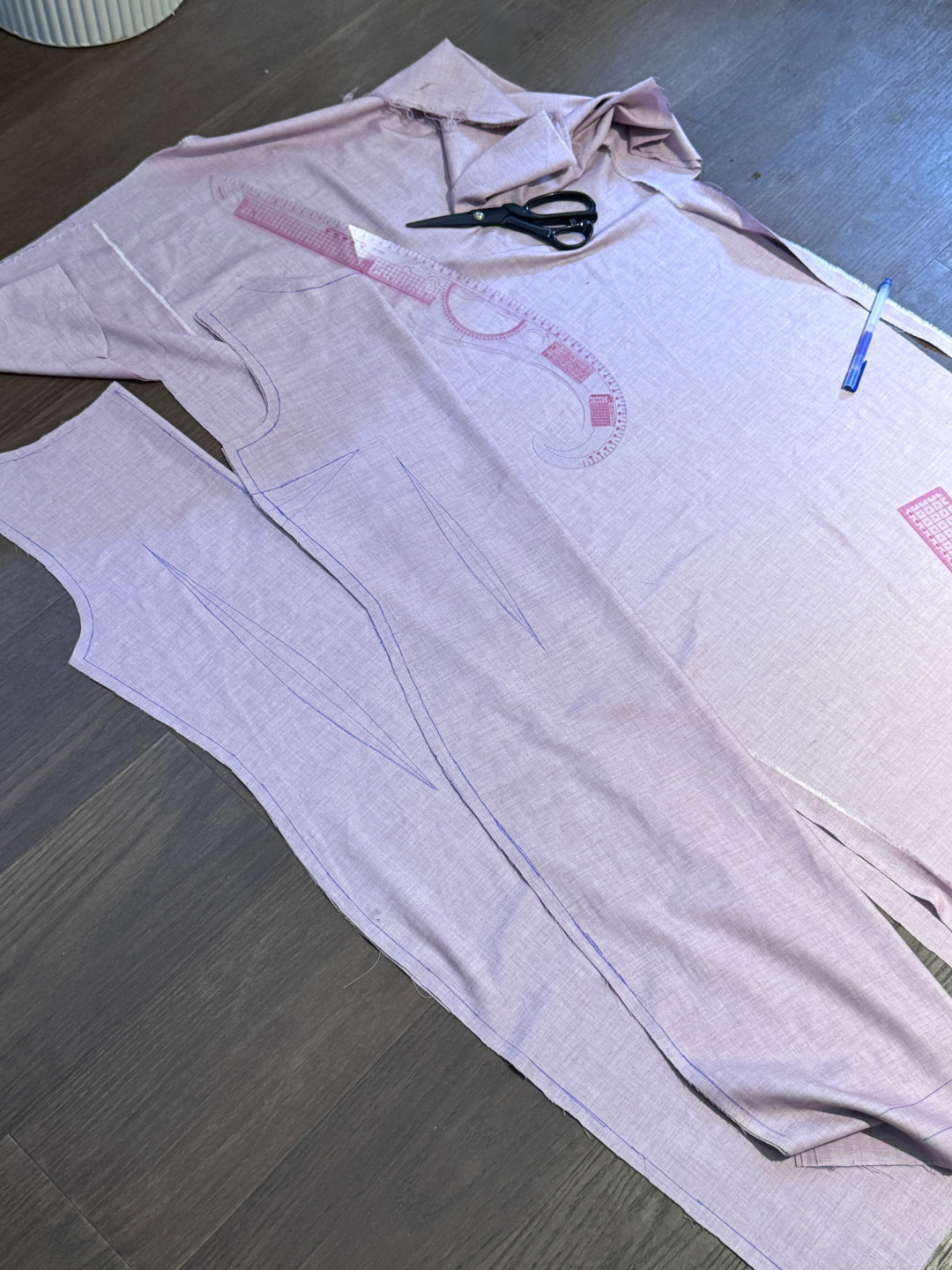 花了时间做的衣服,还是一眼被看穿?1110条评论吵明白了:先别怪机器