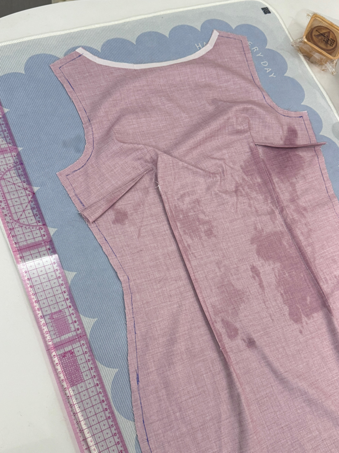 花了时间做的衣服,还是一眼被看穿?1110条评论吵明白了:先别怪机器