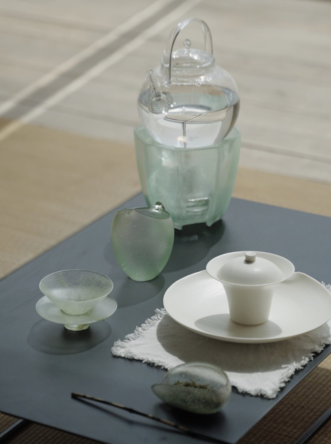 宋人把茶盏烧黑，只为衬出那层白沫