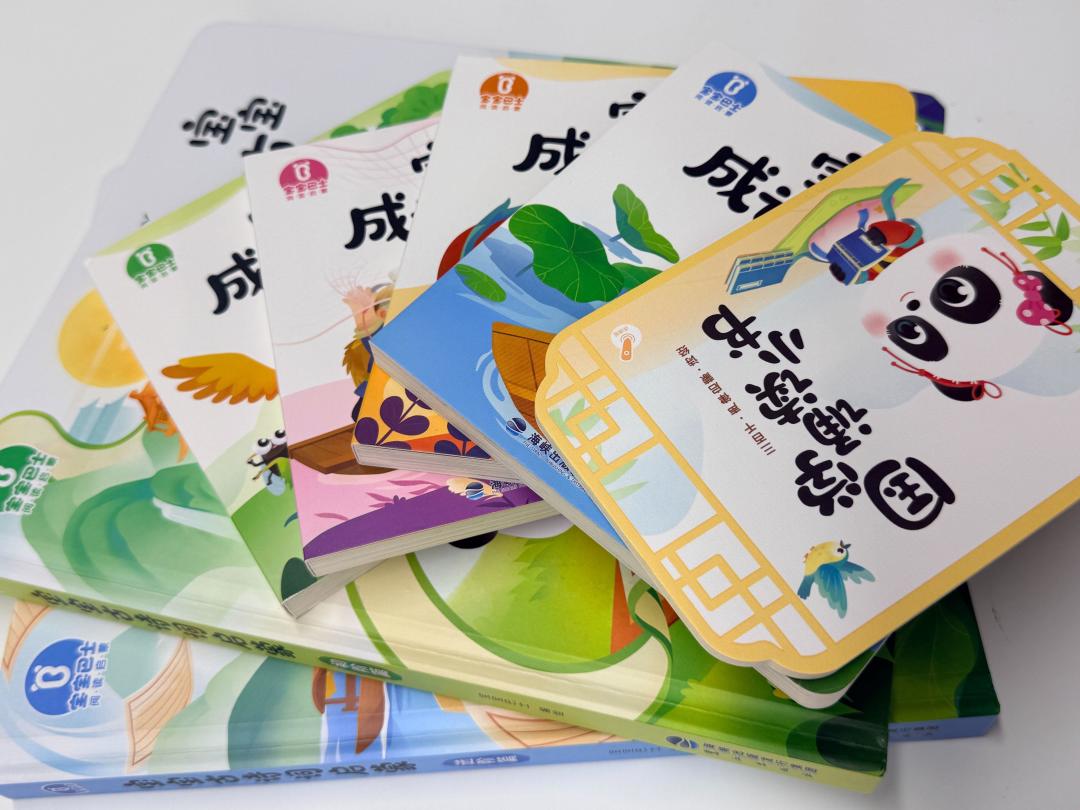 牛听听和点读笔,到底谁替得了谁?摆完20多条跨品类帖和350多层评论,分水岭就一句话:娃跟着书,还是书跟着娃