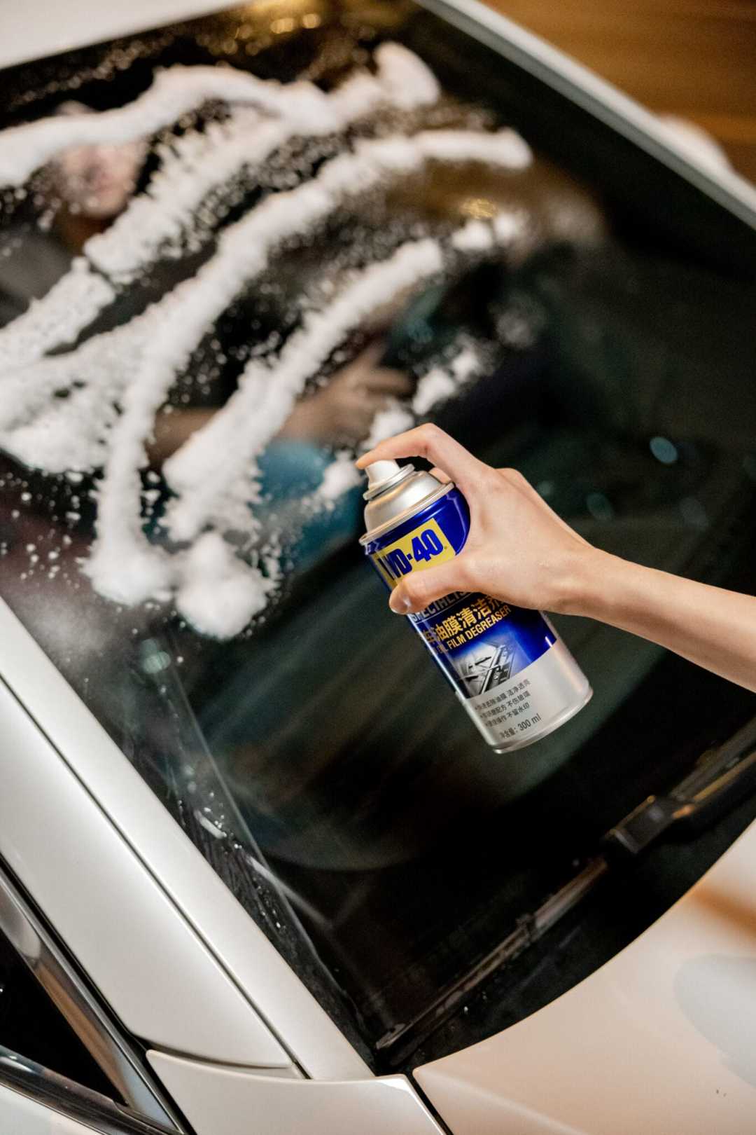 喷出白絮、没有防伪码，先别急着把这罐 WD-40 扔了