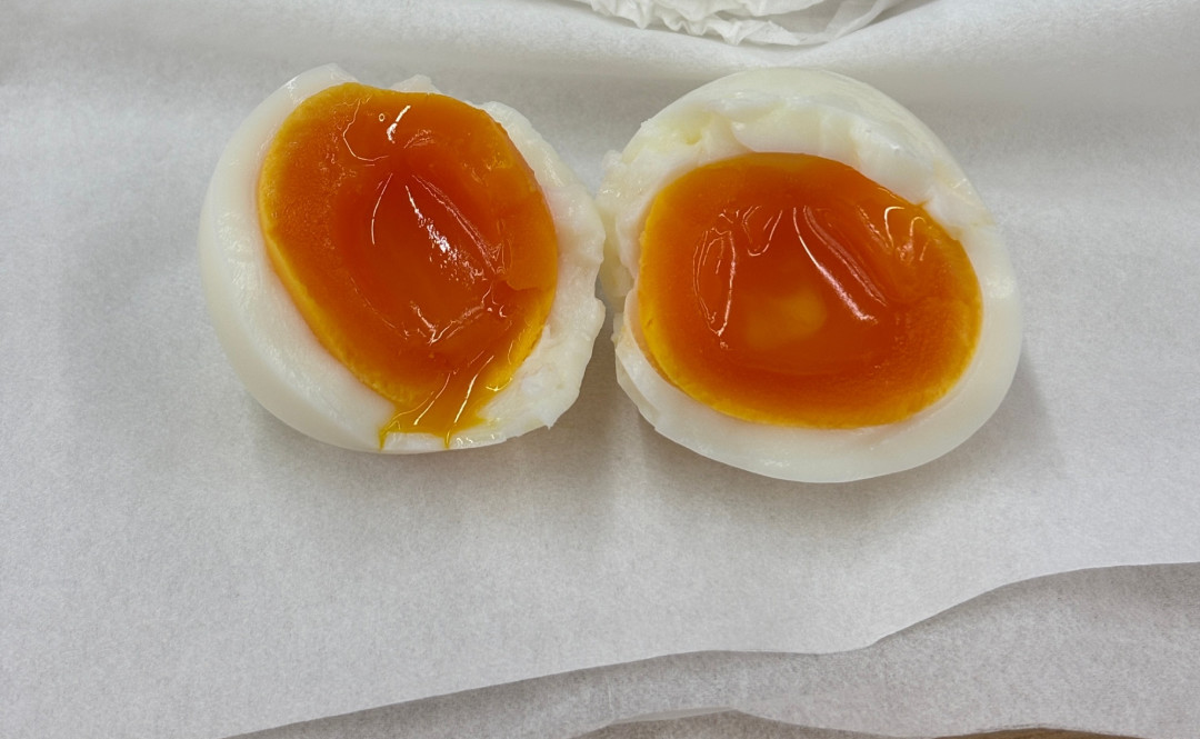黄天鹅到手先别急着煮:溏心蛋的流心,是掐着秒表煮出来的
