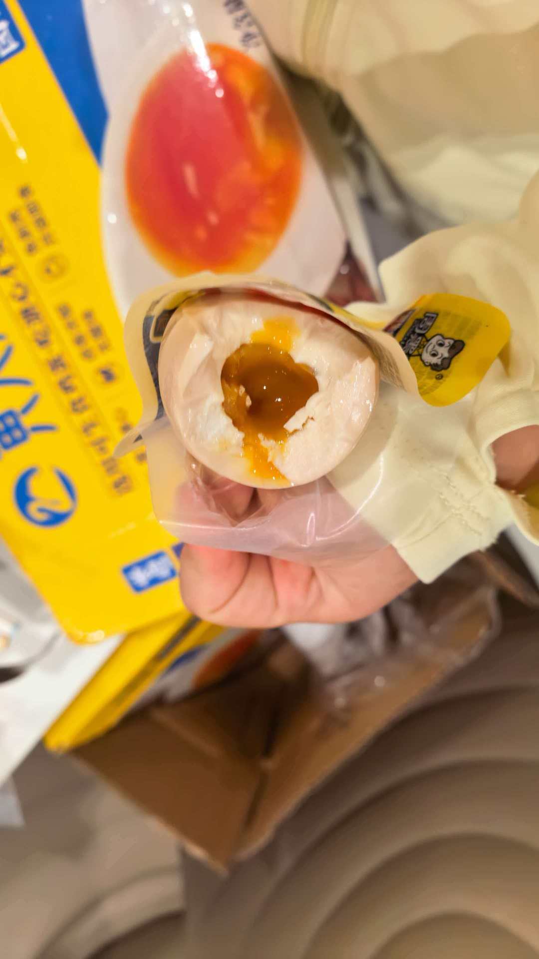 晒个照赢蛋年卡?黄天鹅溏心蛋嘉年华,上榜就看3个数