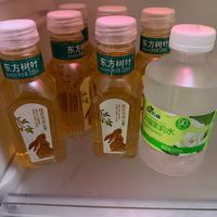 “喝大水”刷屏、无糖茶逆势+12%：买瓶装茶前先看标签上这两个数