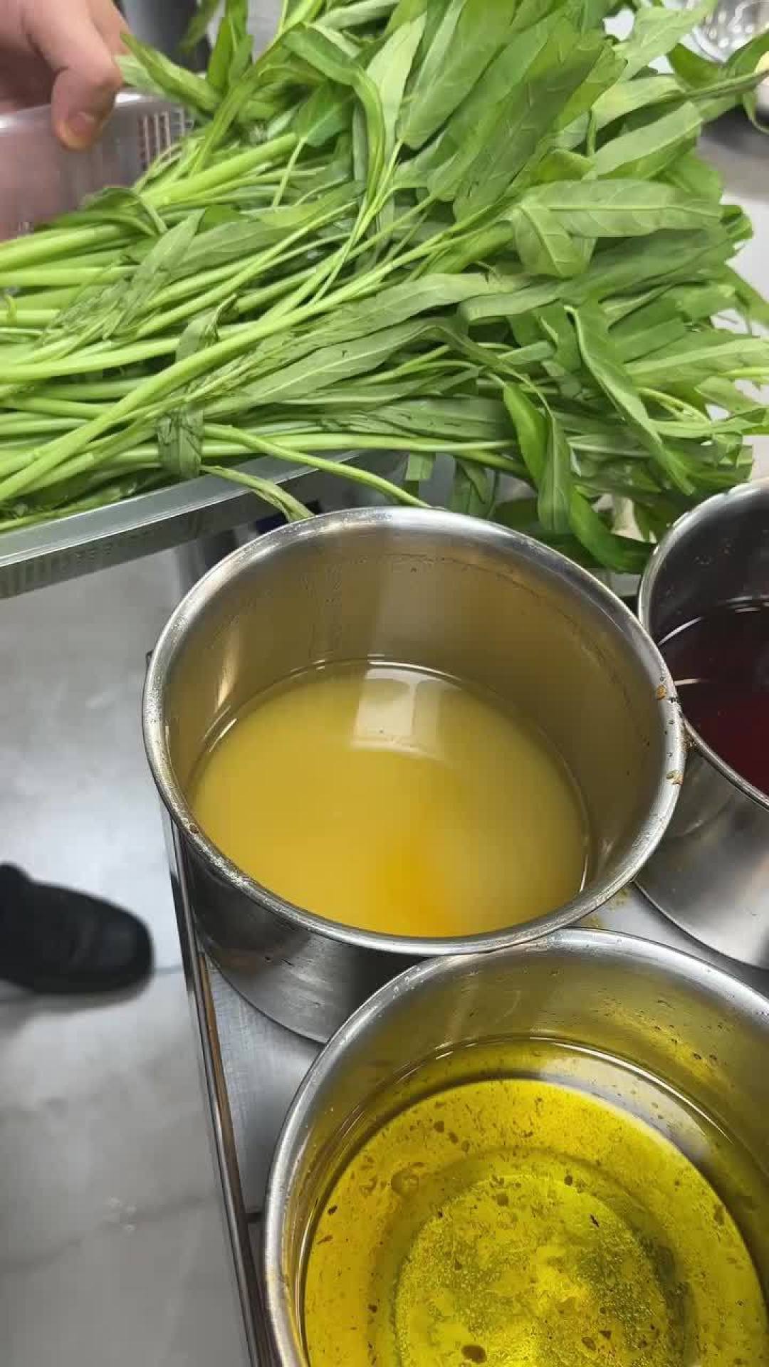 放盐时机帖本月五平台刷屏:我对完四个互相打架的版本,翻车的有三条