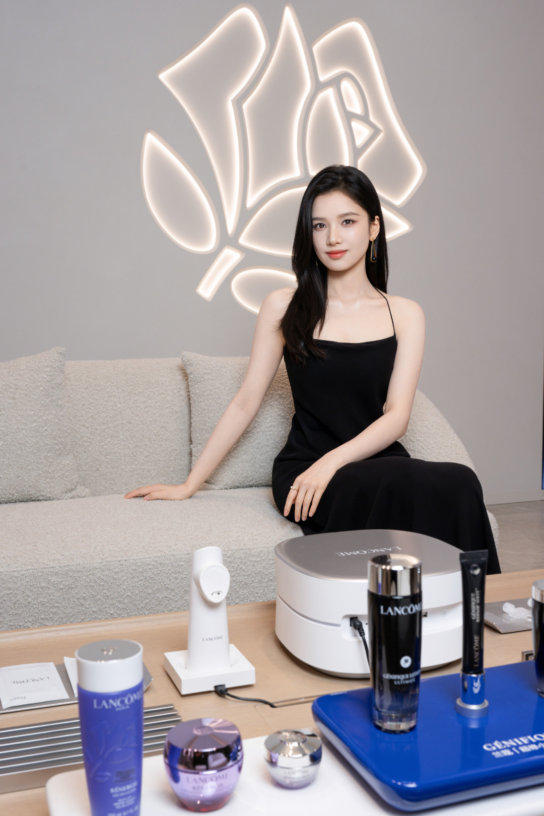 张婧仪
