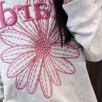 刺绣小雏菊卫衣，宽松显瘦不挑人