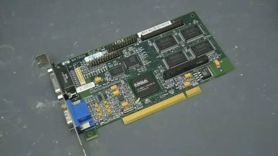 穿越30年,重装童年的第一台电脑:奔腾MMX+32MB内存+S3显卡玩《极品飞车》