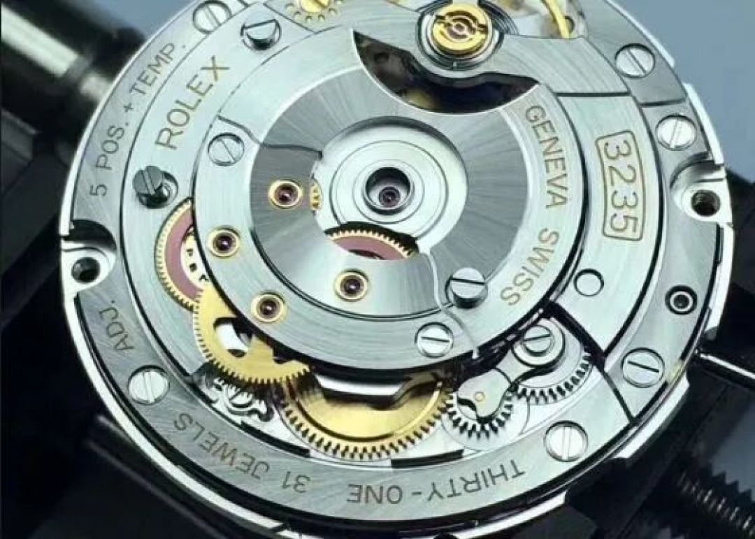 劳力士扎实耐用?百达翡丽更高级?宝珀更良心?这些备受追捧的好表全靠它!据说有它的帝舵很无敌…
