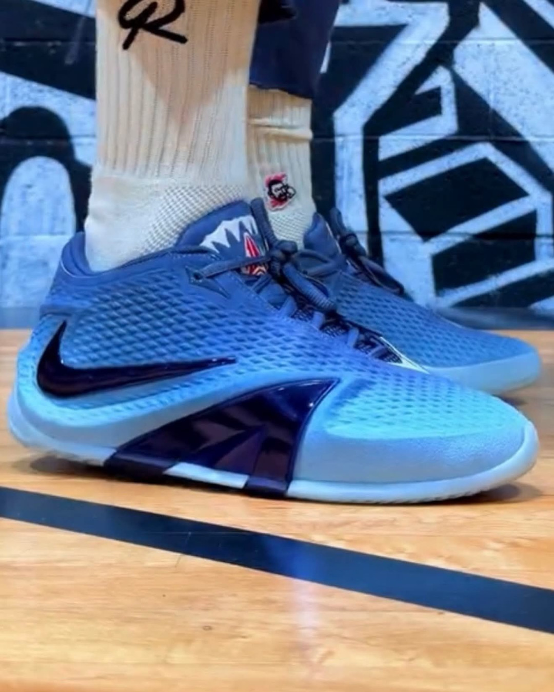气垫砍了一代又装回来,Nike LeBron 24 想明白了什么