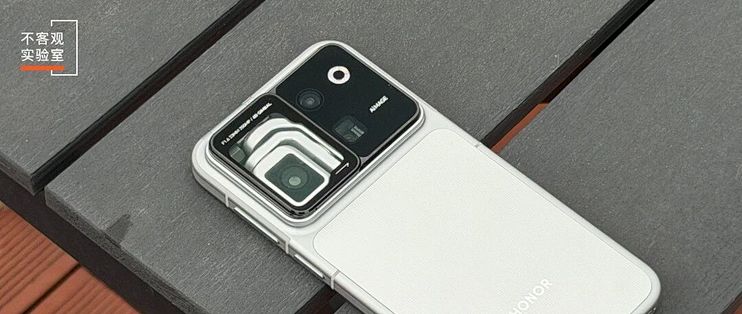 深度体验后再聊荣耀 Robot Phone：它不完美，但我们需要这样一部手机