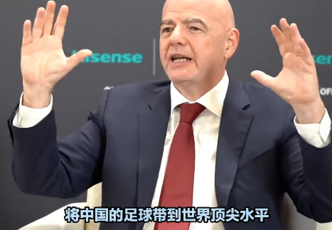 姆巴佩滑跪道歉,皇马回应炸了