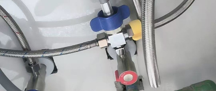 全铜四通角阀一进三出4分活接分水器款