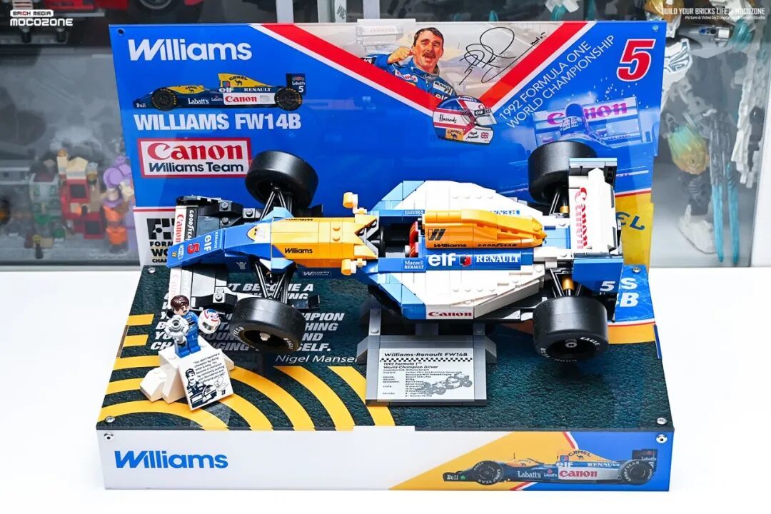 乐高的F1赛车就这么摆着确实很不错!