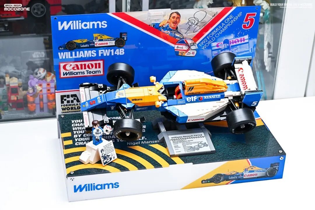 乐高的F1赛车就这么摆着确实很不错!
