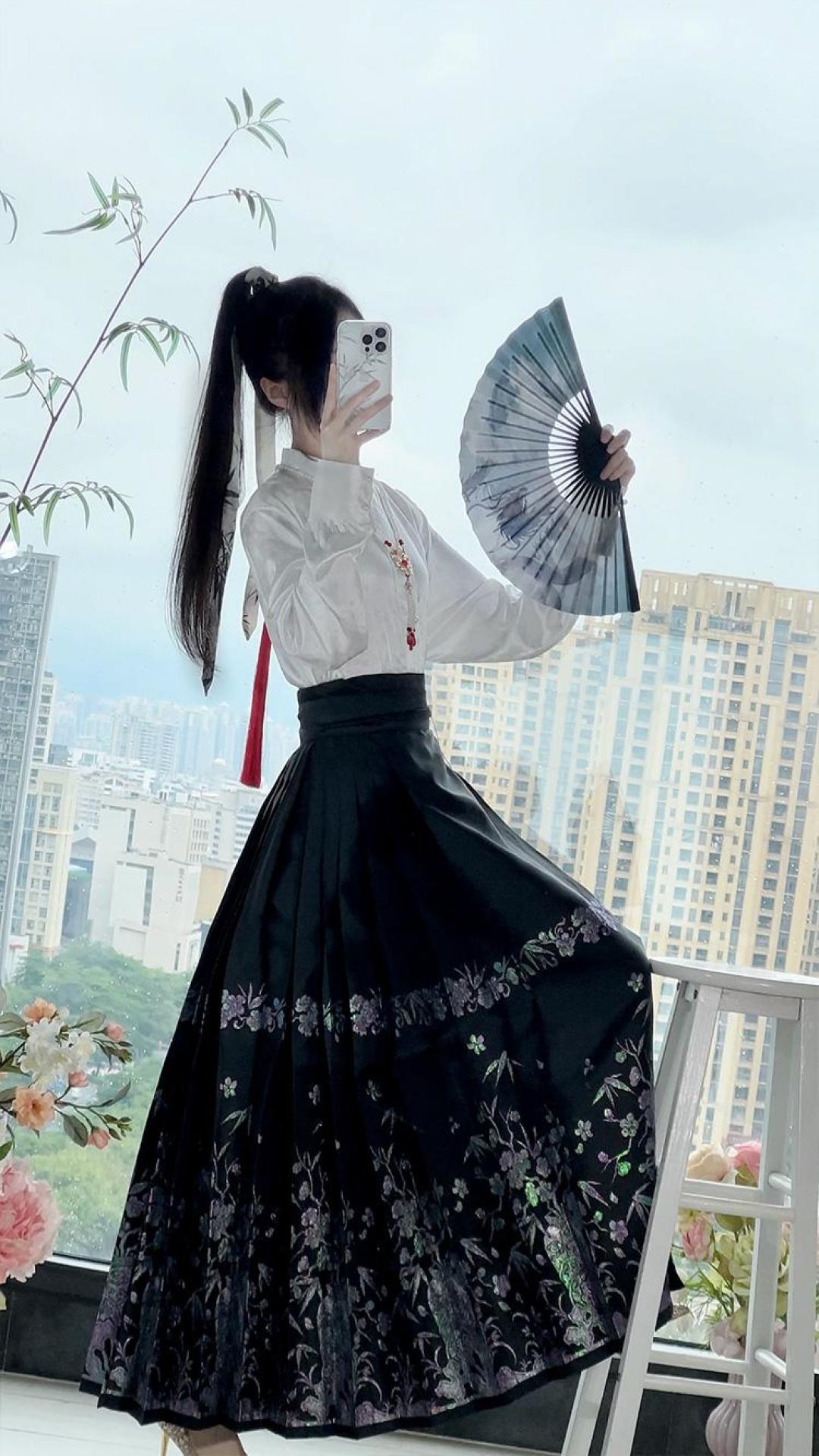 双11买的新中式上身就后悔？显老显土的往往不是衣服，是穿法