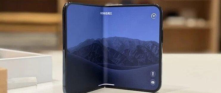 关于iPhone Duo的“磨砂膜”，我们想说点烧心的