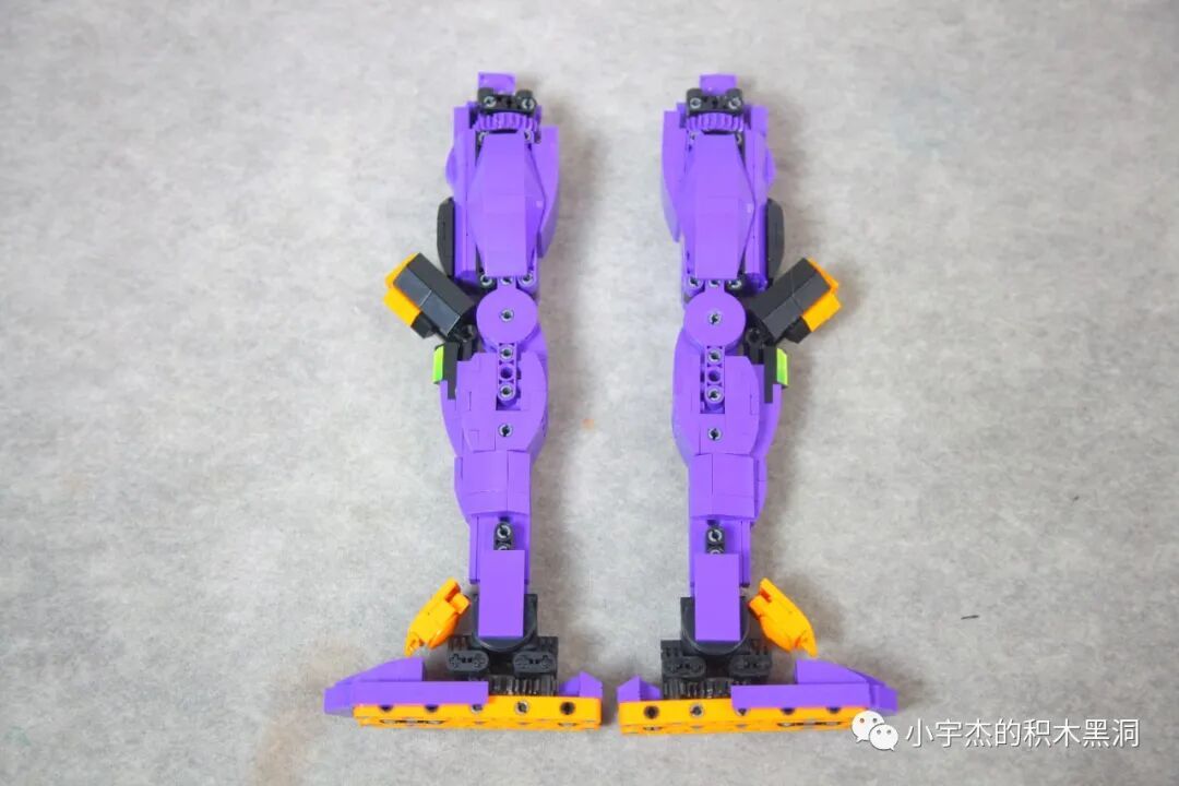 【小雨姐评测】K盒子 V5013 B级机甲 EVA初音战士DJ-Rambo Man-01