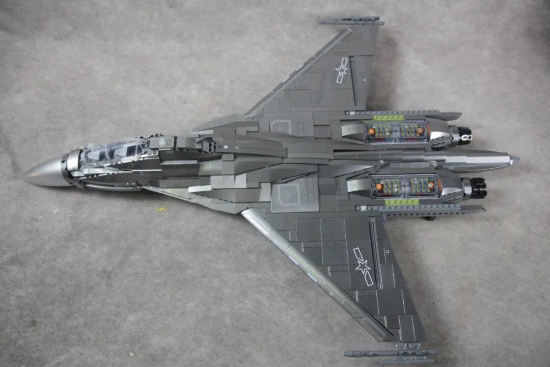 【小雨姐评测】奇妙积木23036 歼-16D电子攻击机 1:29J-16D Electronic Attack Aircraft
