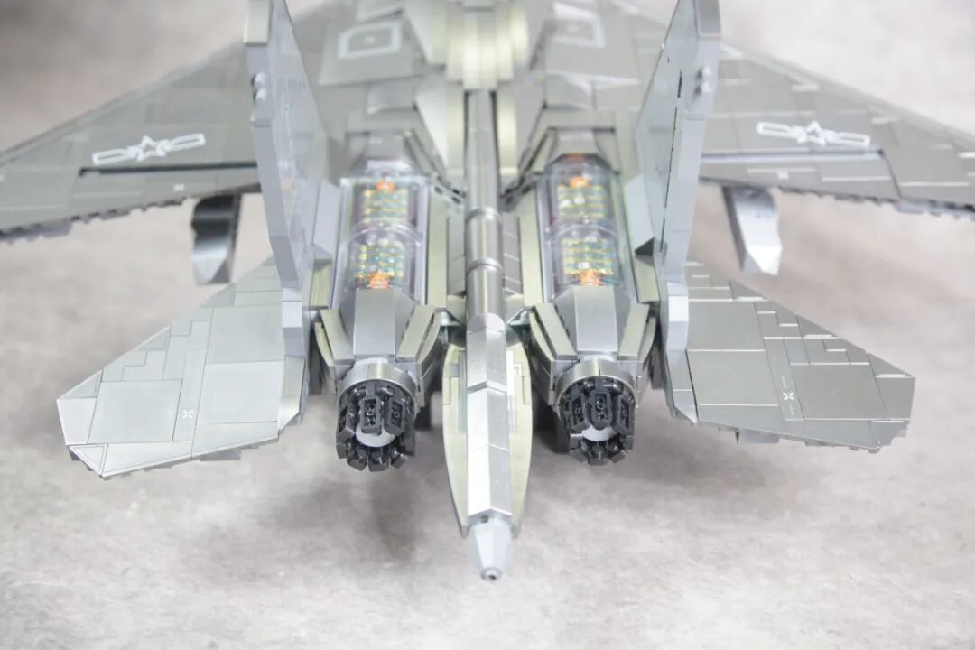 【小雨姐评测】奇妙积木23036 歼-16D电子攻击机 1:29J-16D Electronic Attack Aircraft