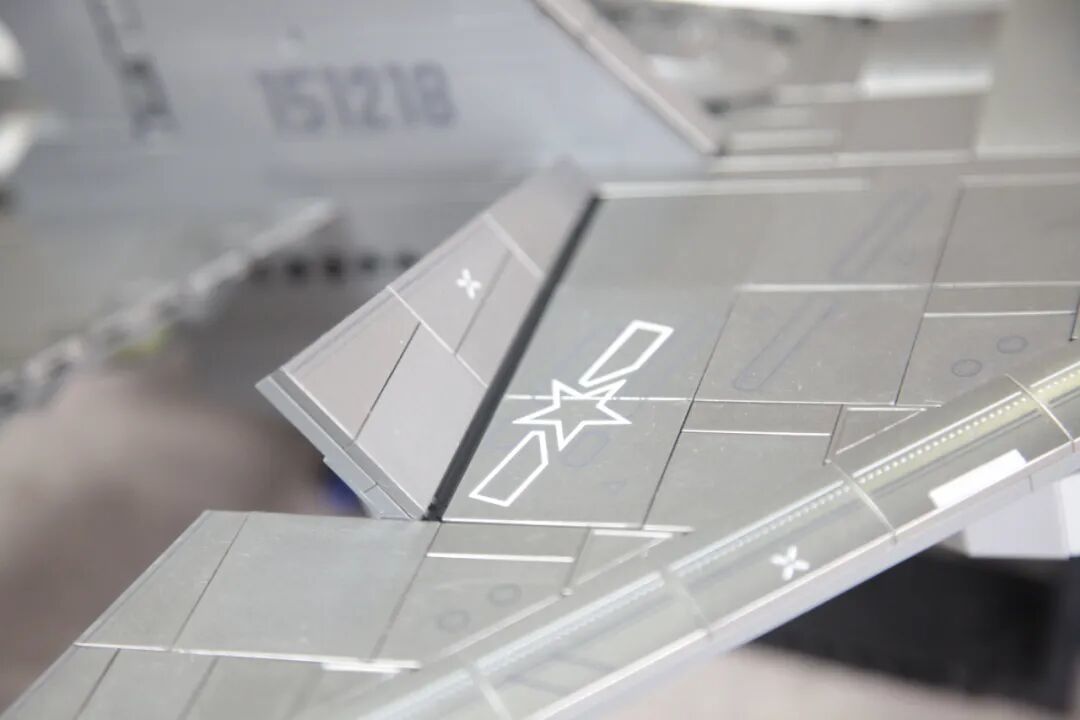 【小雨姐评测】奇妙积木23036 歼-16D电子攻击机 1:29J-16D Electronic Attack Aircraft