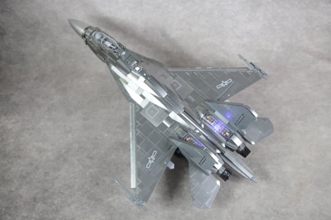 【小雨姐评测】奇妙积木23036 歼-16D电子攻击机 1:29J-16D Electronic Attack Aircraft
