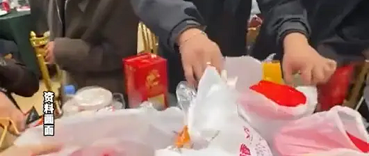 一桌1000元，新娘给朋友点了满桌外卖：这不叫省，叫准