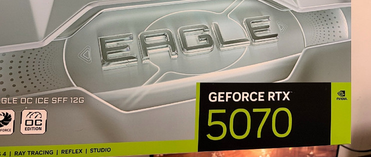 新卡到手！RTX5070上手游戏实测体验