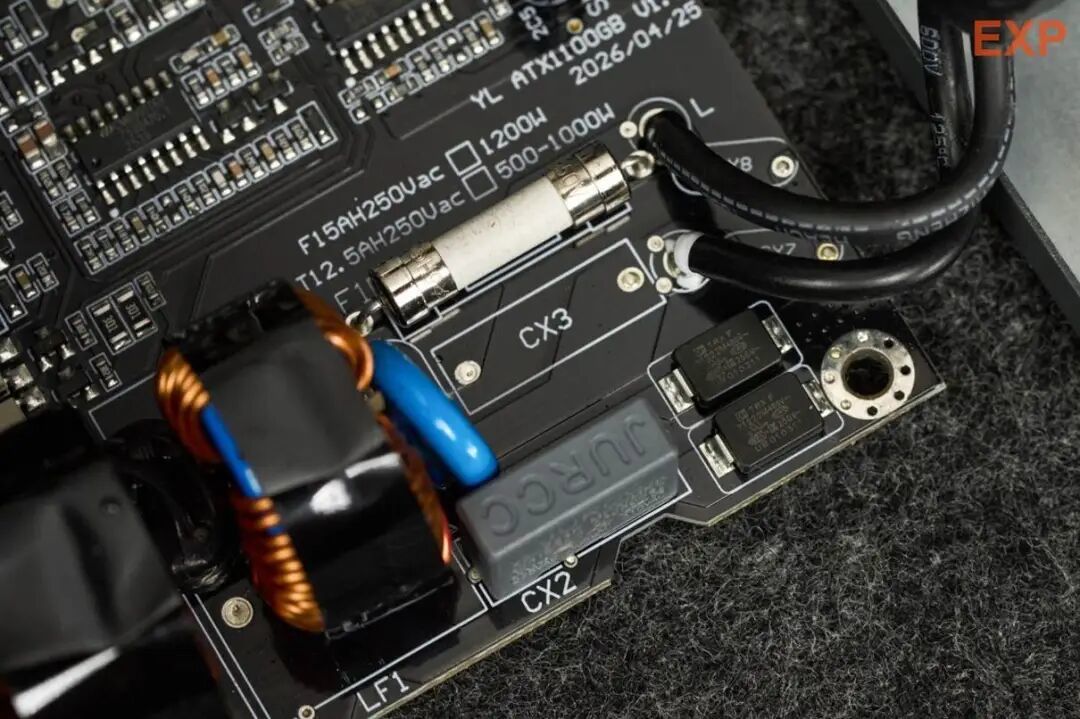 几何未来alpha 1000电源评测：颜值优先级产品，电气性能不拖后腿
