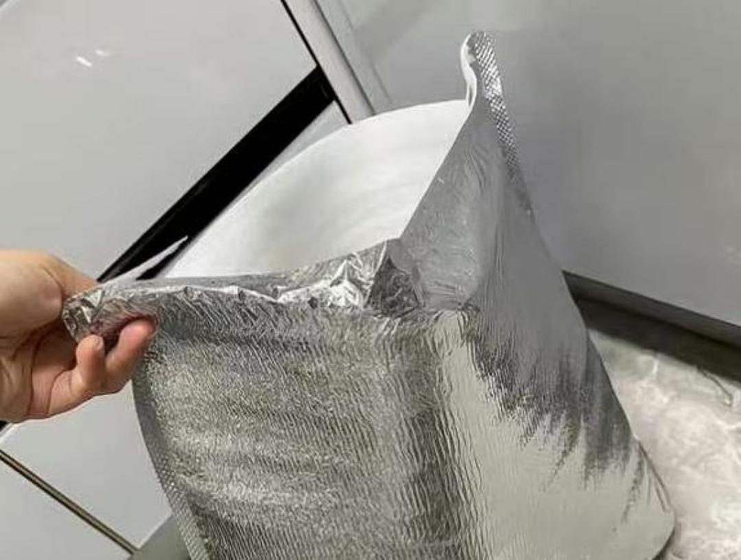 第一次感受到外卖保温袋的“杀伤力”：同批蔬菜装袋72小时，甲醛高3到5倍