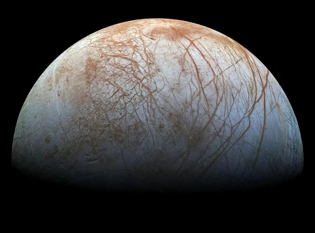 奈卡水晶洞:地下300米长出11米巨柱,为何50万年生长不停