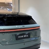 理想APP被挤崩后已恢复：准现车下单规则变了三处，支付即锁单、先到先得、售罄转定制