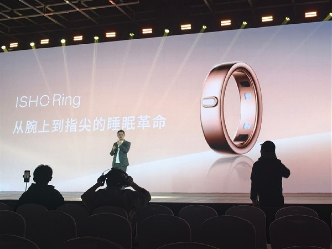 王腾彩排发布会：创业以来首次新品发布 压力有点大
