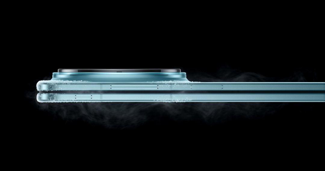 iPhone Duo 内屏裂了,7999 的 X Fold6 却有人用了两个月:折叠屏当主力机,先过合上这一关