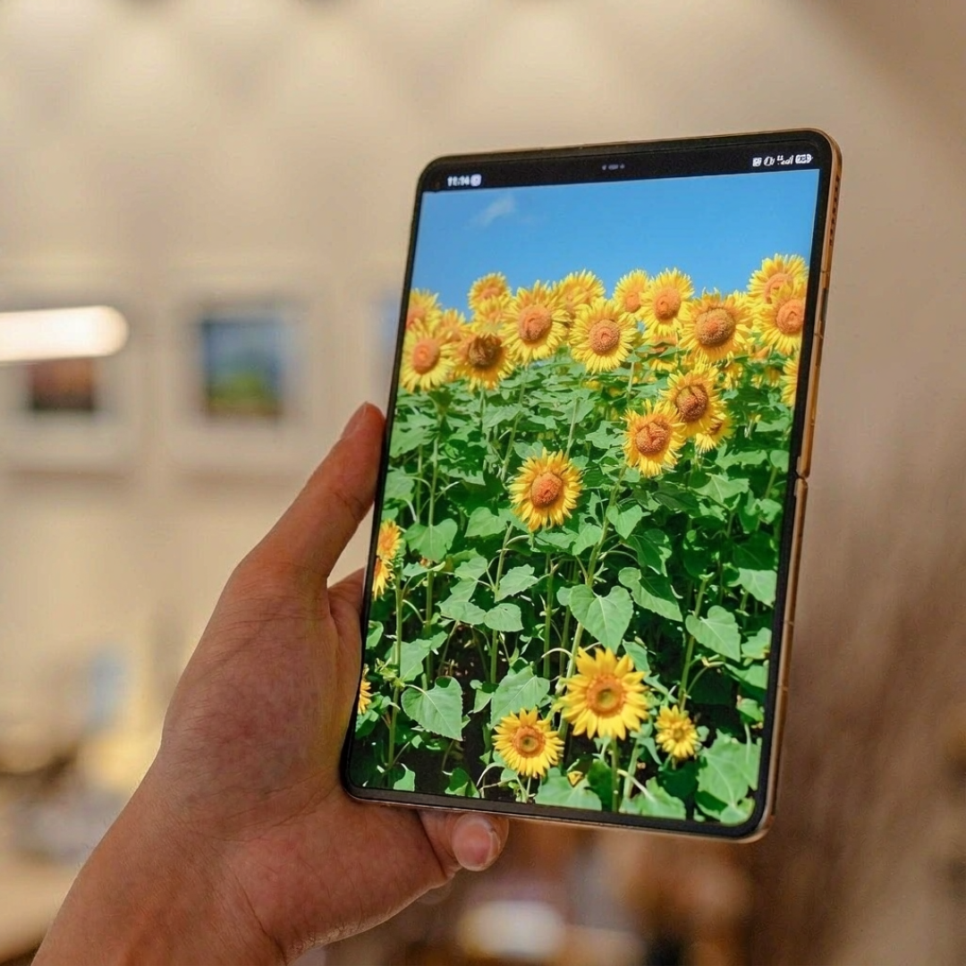iPhone Duo开售3天就破发:苹果折叠崩盘,华为销量反涨38%