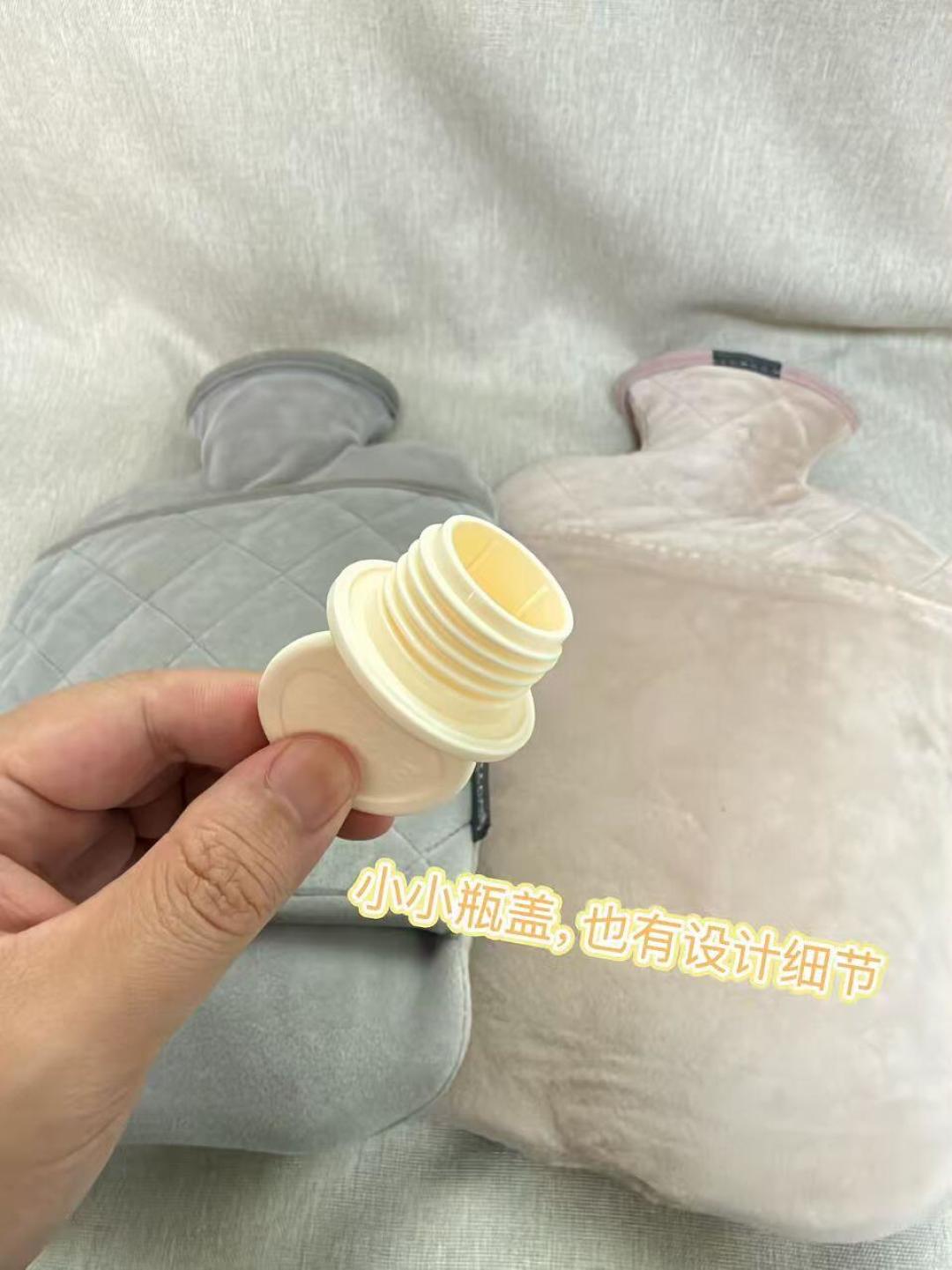 明明试了“不烫”,八旬婆婆却住进了医院:热水袋最怕的不是开水,是你不觉得烫