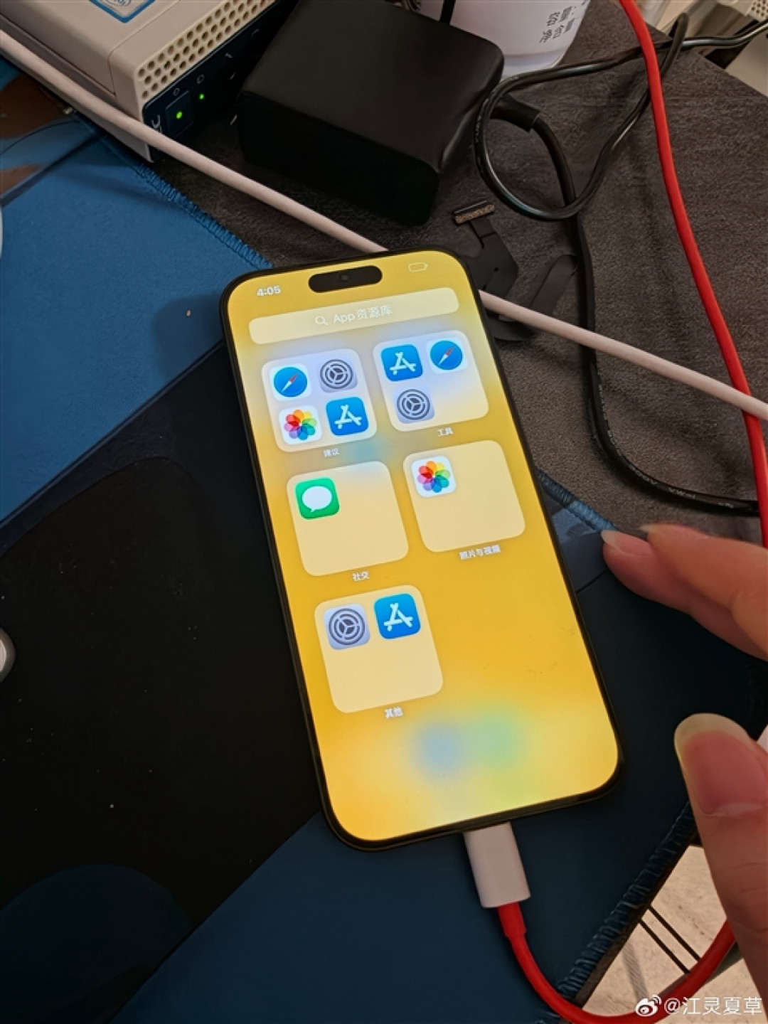 REDMI K90 Pro Max成功运行iOS 17!网友取名“红果”手机