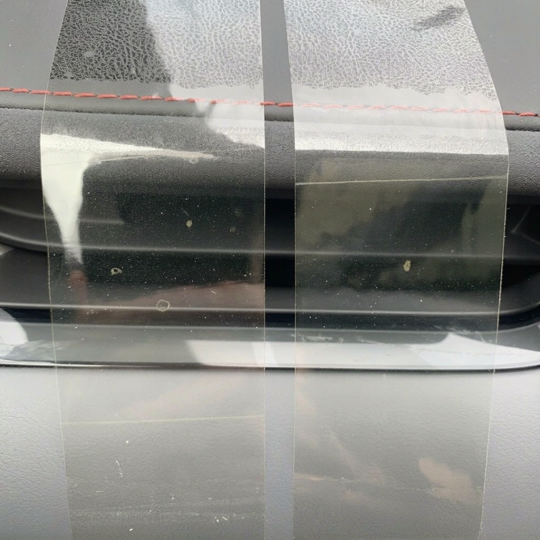 极氪空调喷粉又冒头:提车4天中招,1卷胶带先自查