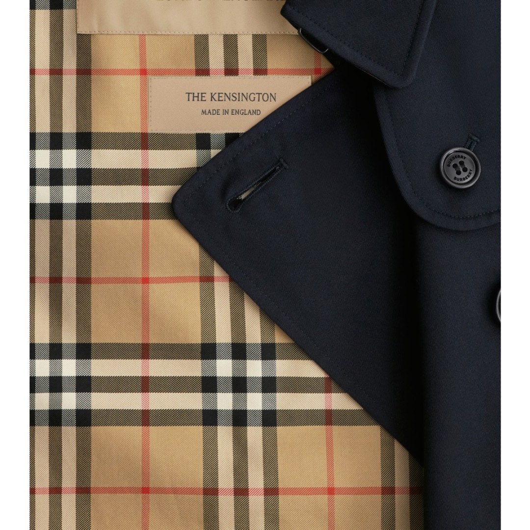 170个人穿同一件Burberry风衣，店里却分四种剪裁：1.83万到6.5万，差的不只是名字