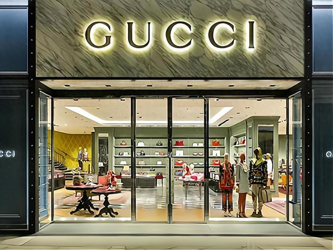 「一个包降5500」撞上「九成二手腰斩」:双11买Gucci,先分清官方价、渠道价、回收价