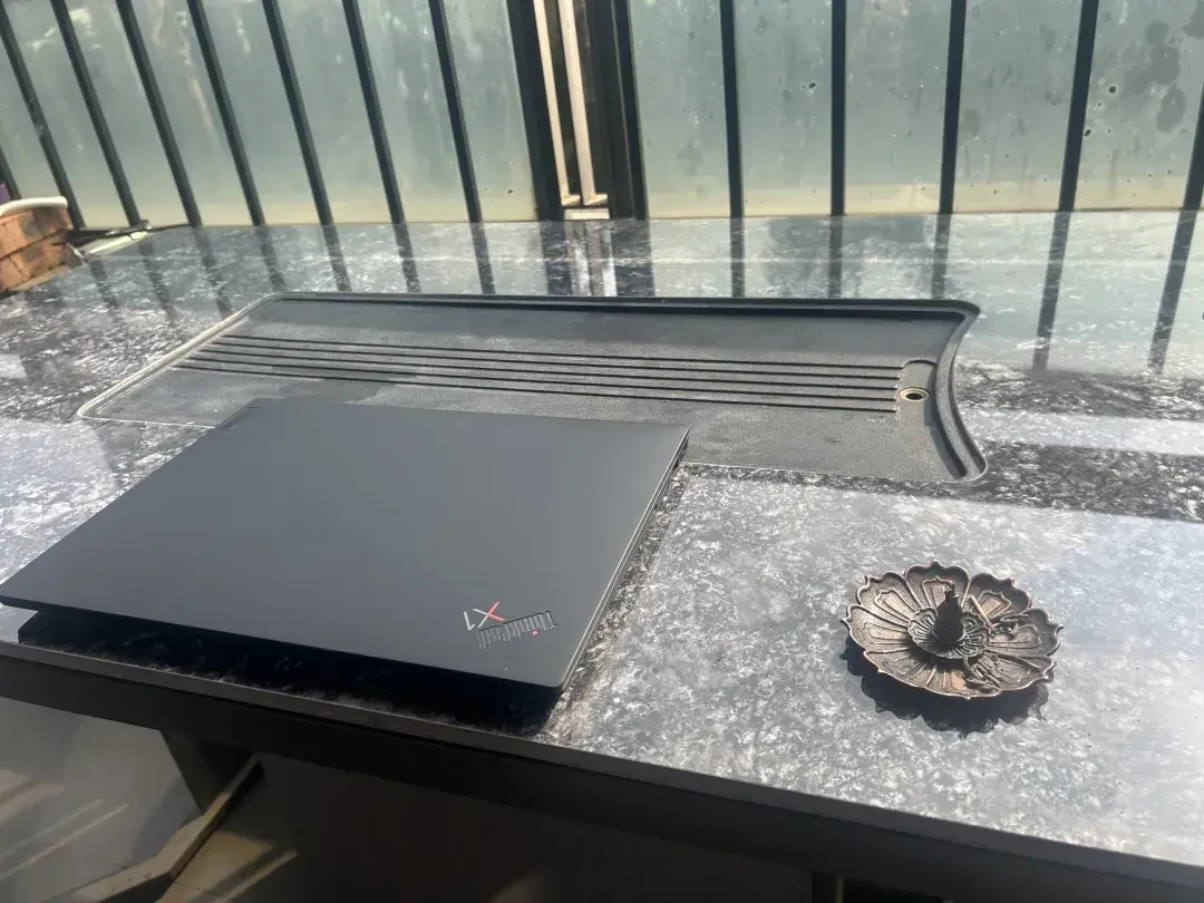 「16G内存条一条1400」撞上「回收估价超过当年买价」:双11二手ThinkPad淘机对账党,掏钱前先把内存形态、价梯、货源、变现这四本账对完