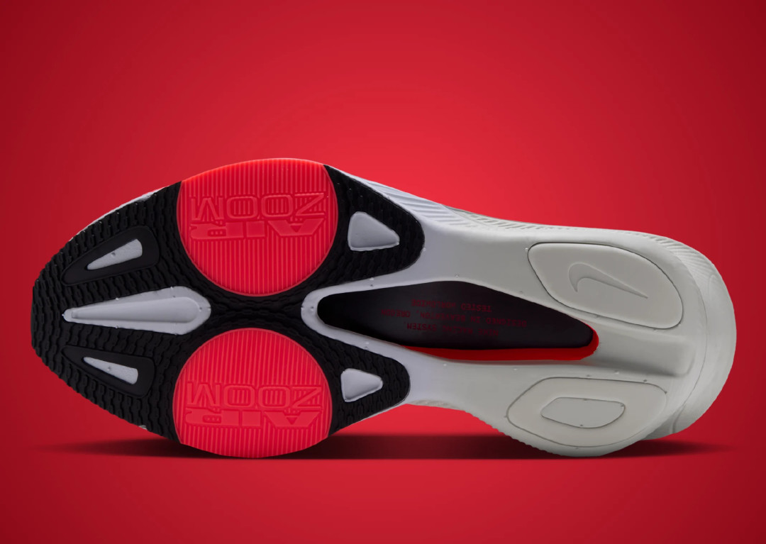 Nike Alphafly 4 上市:这次前掌两块气垫成了配角