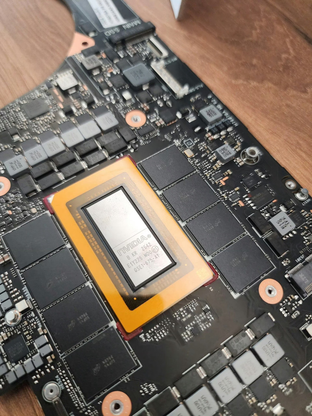 极客湾RTX Spark实测放出，热评已经在算三本账：首轮评测喊