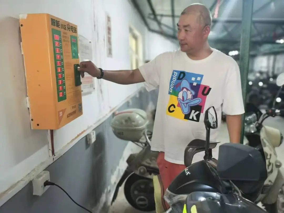 电费不到5毛,服务费却要2.47元:电动车充电一次到底该花多少钱?