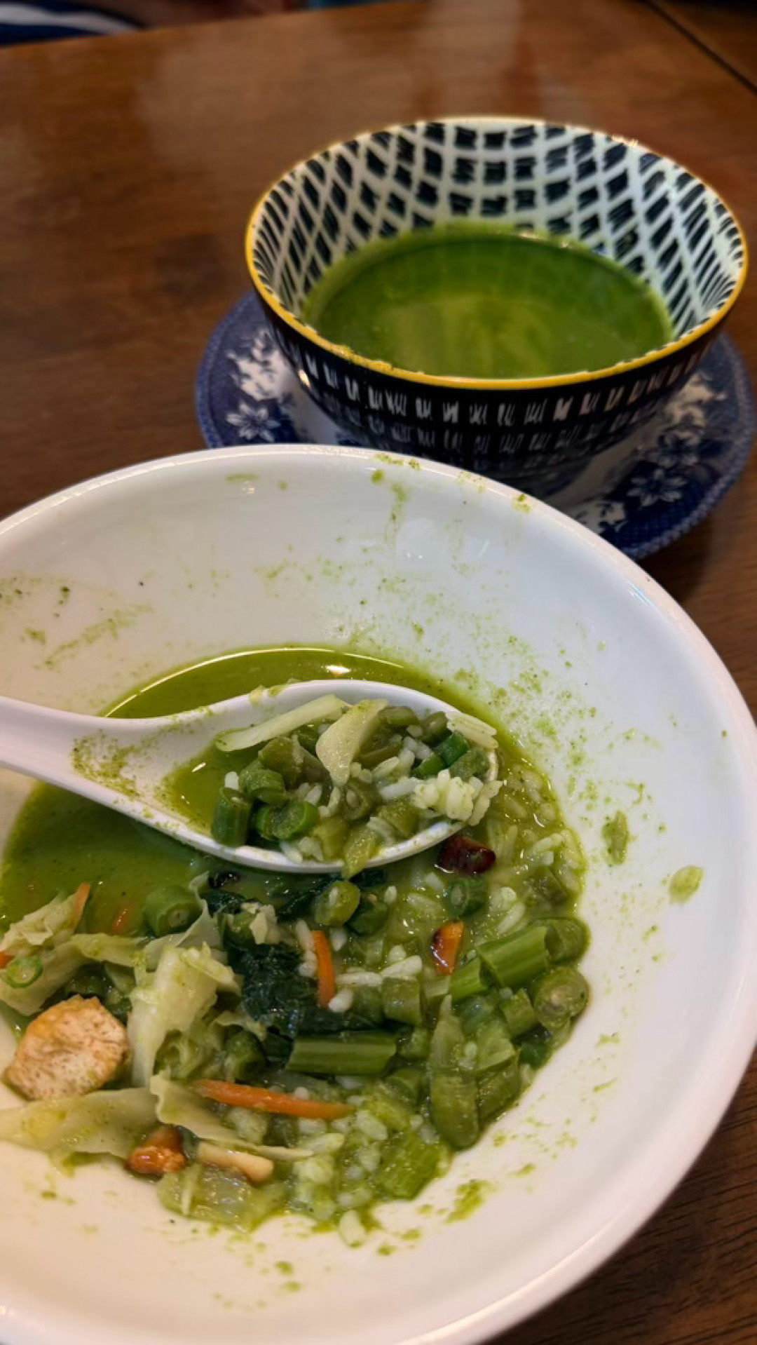 擂茶火了，先别急着买钵：它不是抹茶，破壁机替不了，喝完可能睡不着