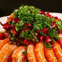 去陌生城市找招牌美食，先别信“全城都在吃”：网红店避雷指南