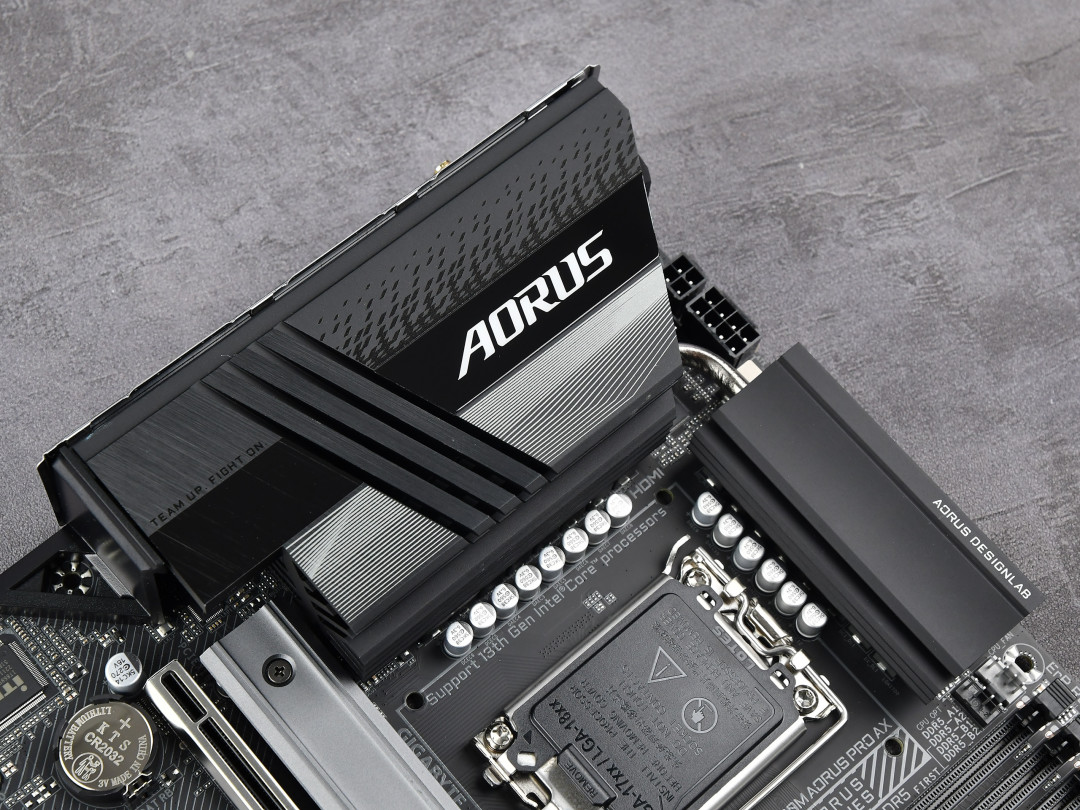 技嘉把 BIOS 先刷了:2027 年的新酷睿,还能插进 B760 和 H610
