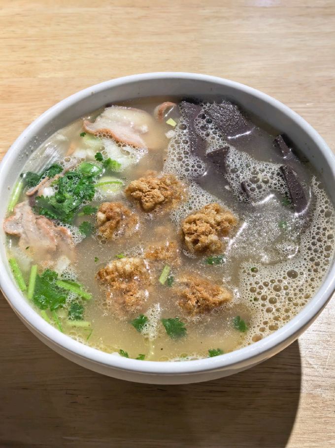 聚会餐饮
